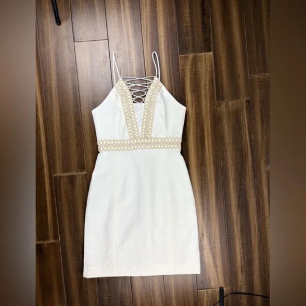Lilly Pulitzer size 00 Lace Trista Dress White and Gold Knee Mini Length shift